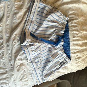 lululemon short small stain frim the pen